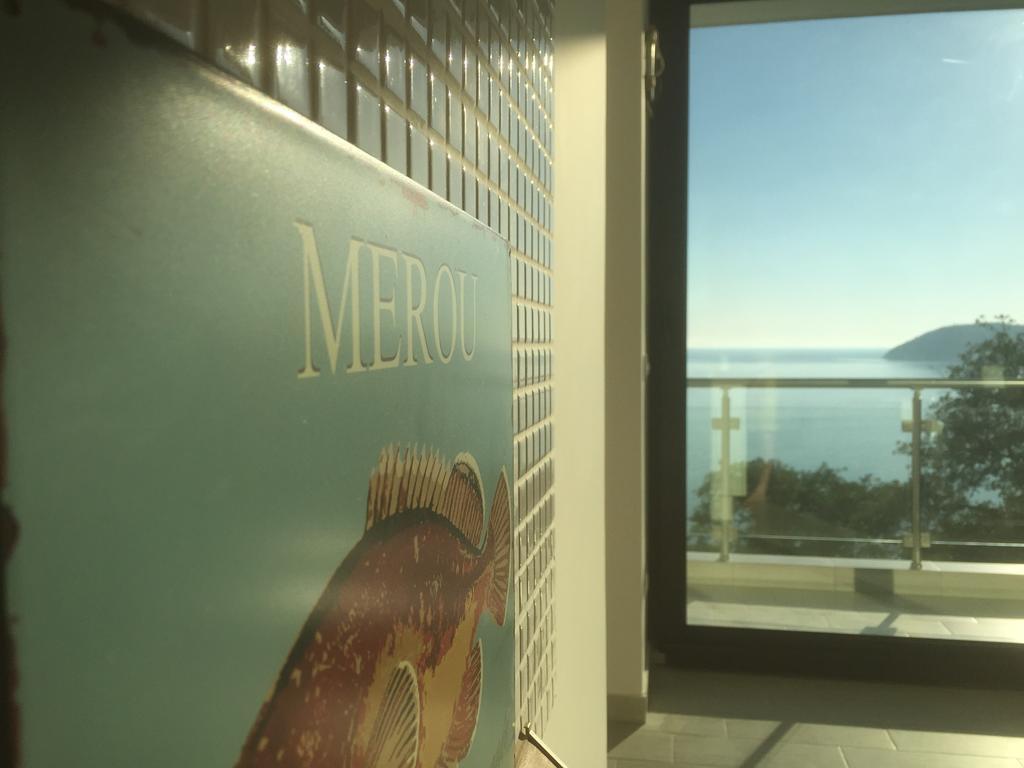 Apartment Superseaview Sutomore Phòng bức ảnh
